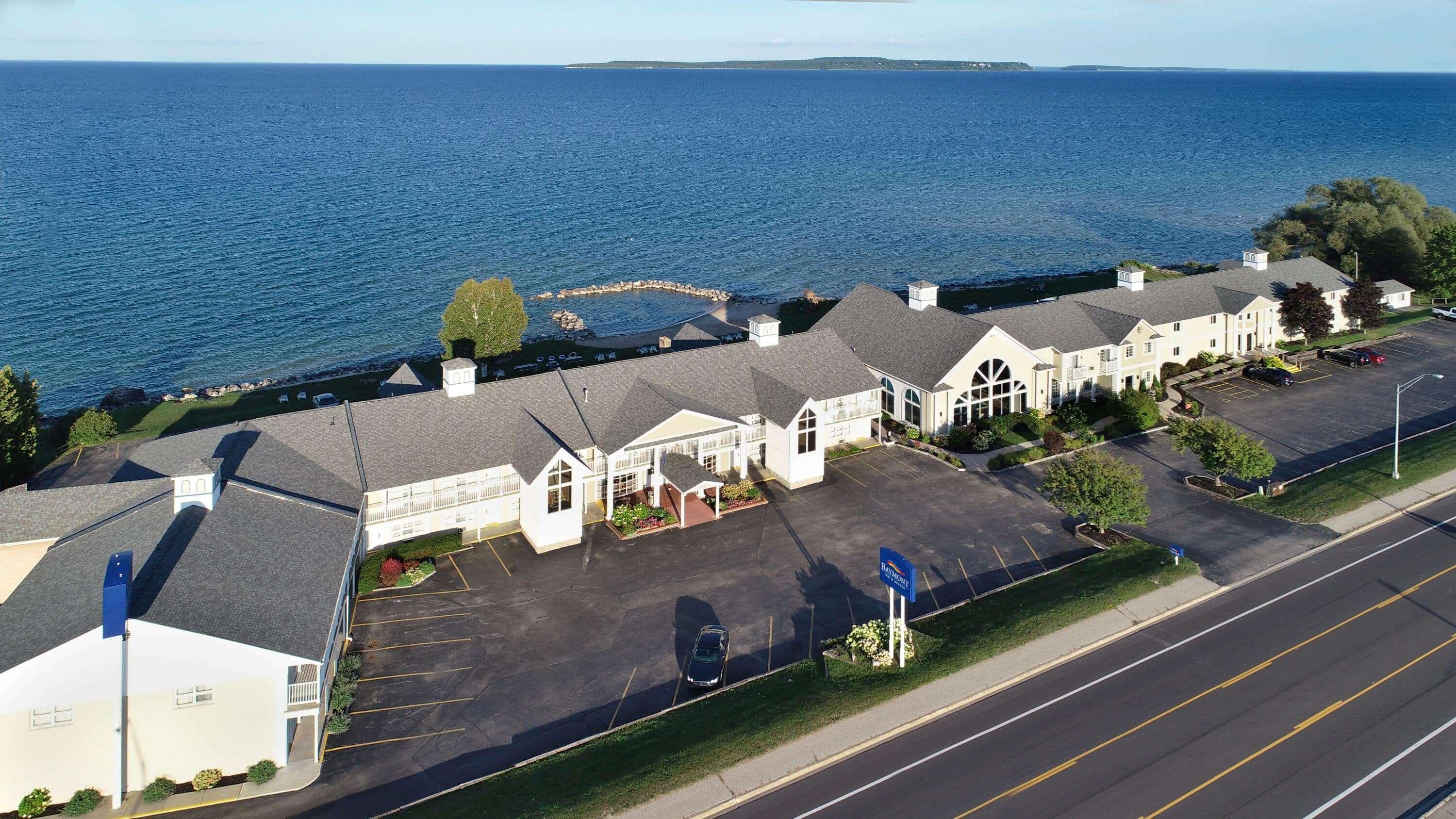 Baymont By Wyndham St. Ignace Lakefront Zewnętrze zdjęcie